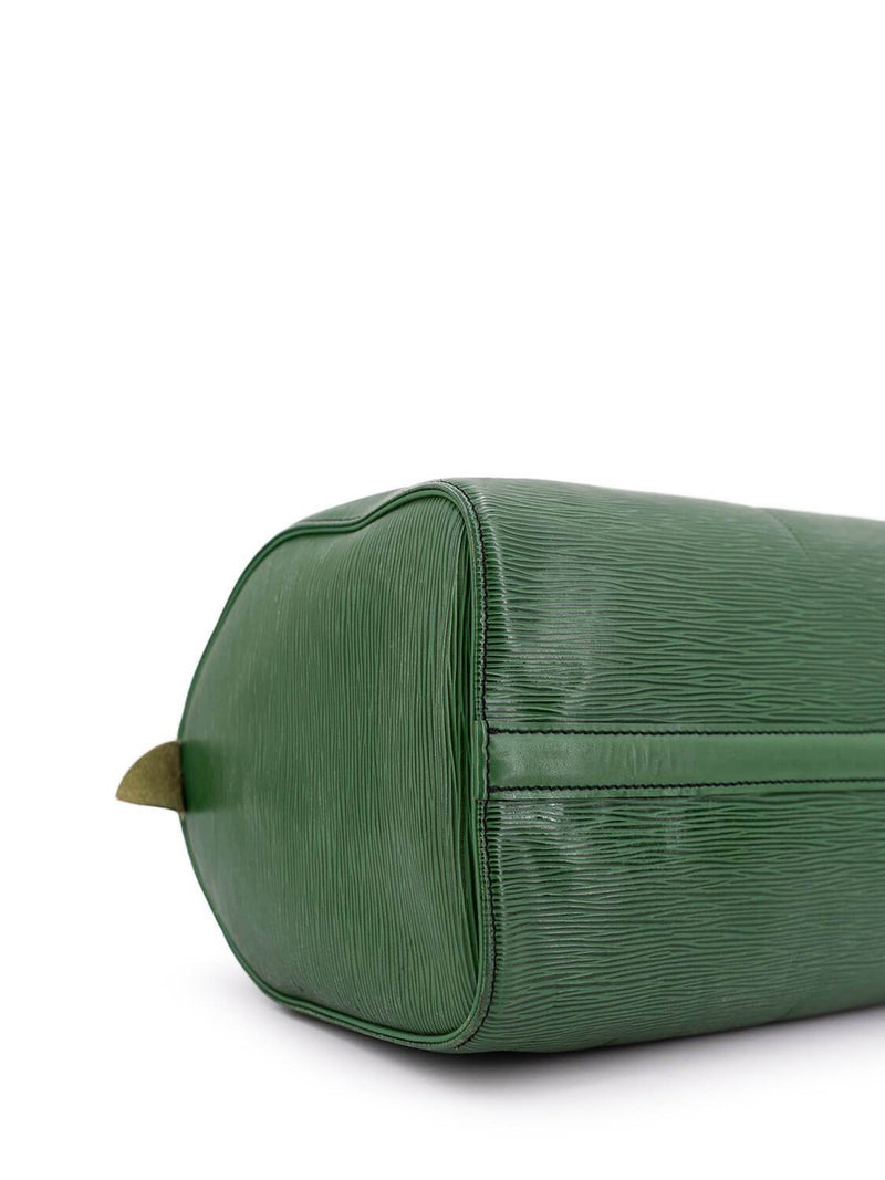 Speedy leather handbag Louis Vuitton Green in Leather - 34225222