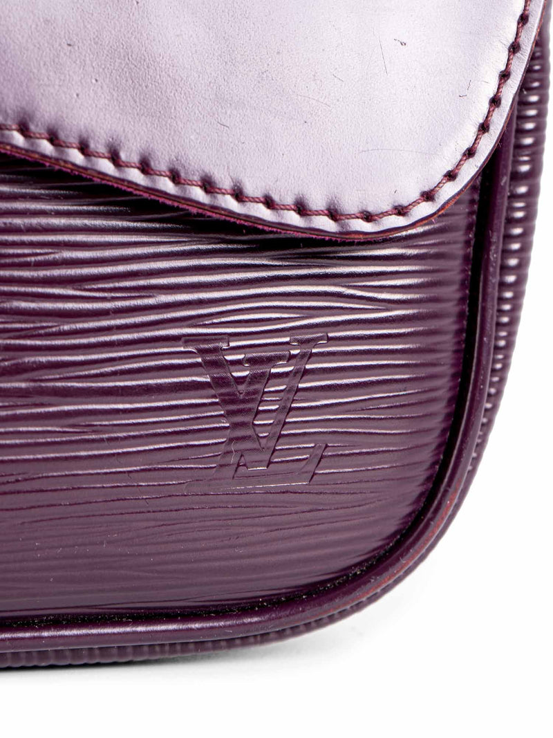Sold Louis Vuitton Epi Pochette Lilac