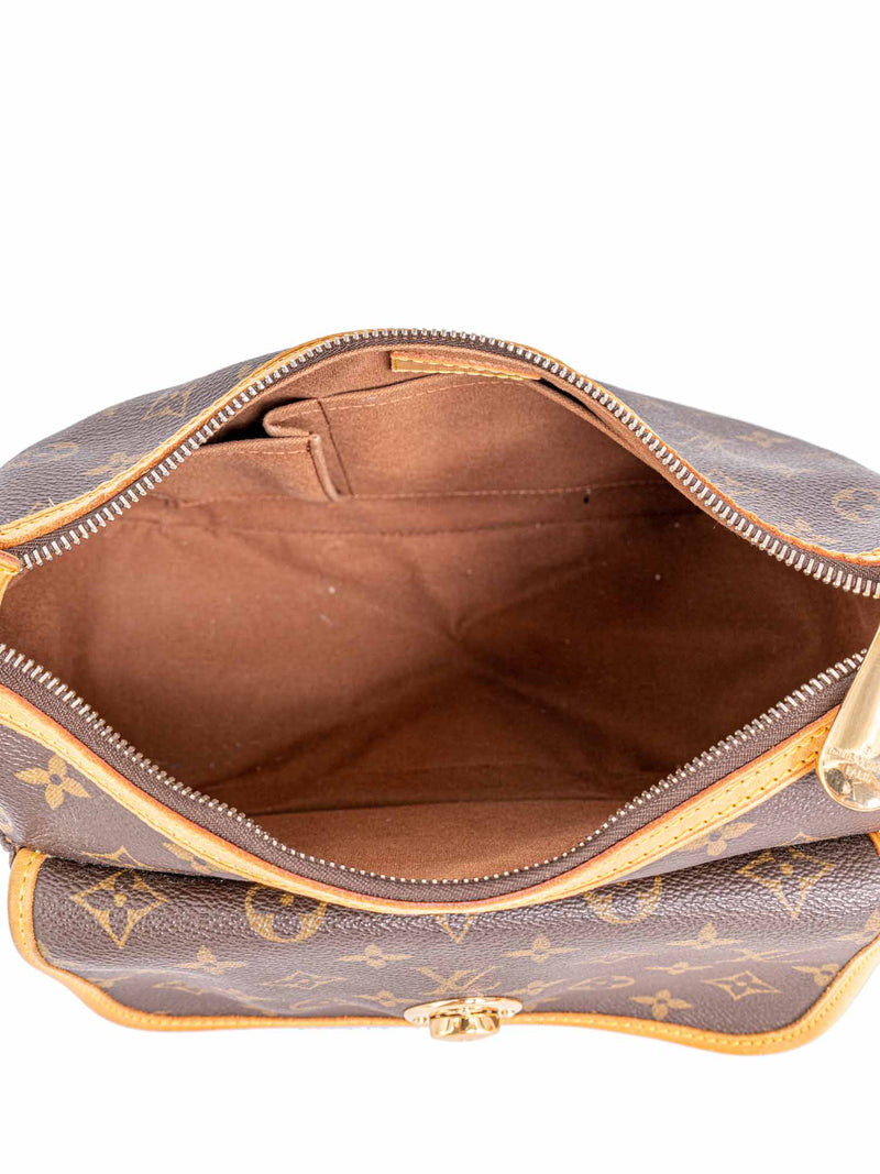 Louis Vuitton Monogram e - Brown Shoulder Bags, Handbags - LOU819404