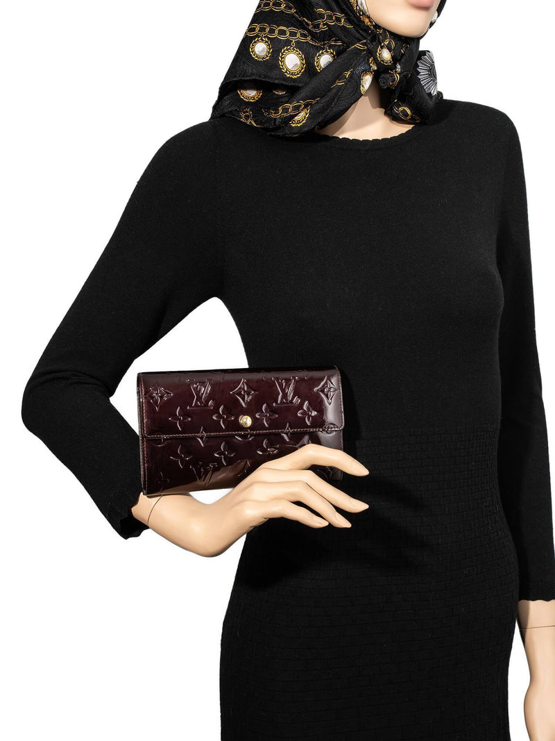 Louis Vuitton Vernis Patent Leather Sarah Wallet Burgundy-designer resale