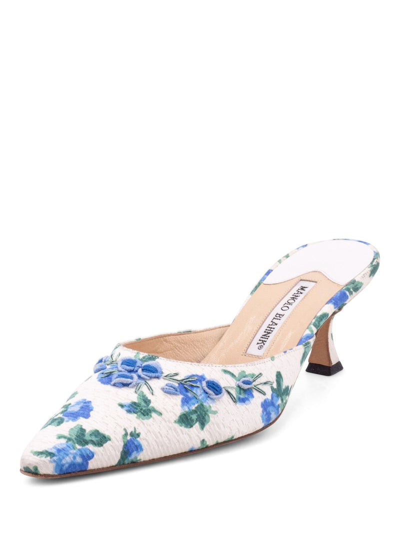 Manolo Blahnik Floral Embroidered Kitten Heels Blue White-designer resale
