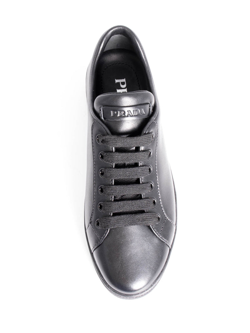 Prada logo-appliqué leather sneakers - Black