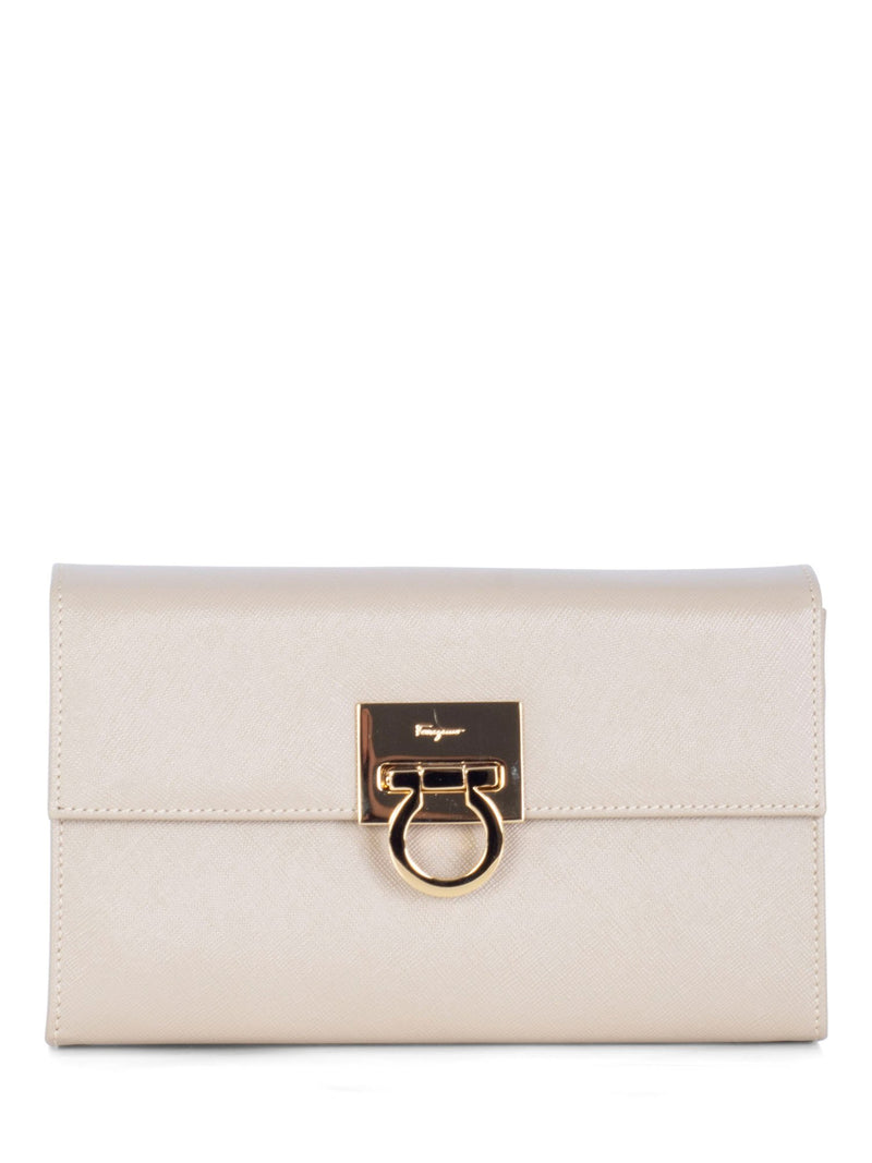 Salvatore Ferragamo Epsom Leather Gancini Wallet On Chain Messenger Bag Beige-designer resale
