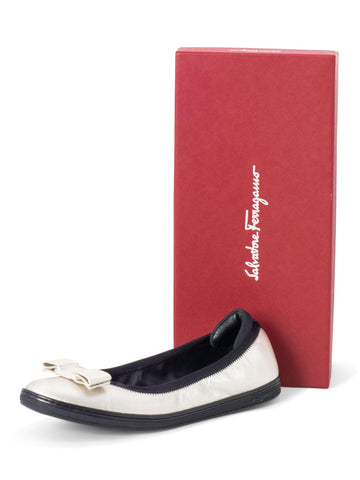 Salvatore Ferragamo Leather Round Toe Bow Ballet Flats Silver Black-designer resale