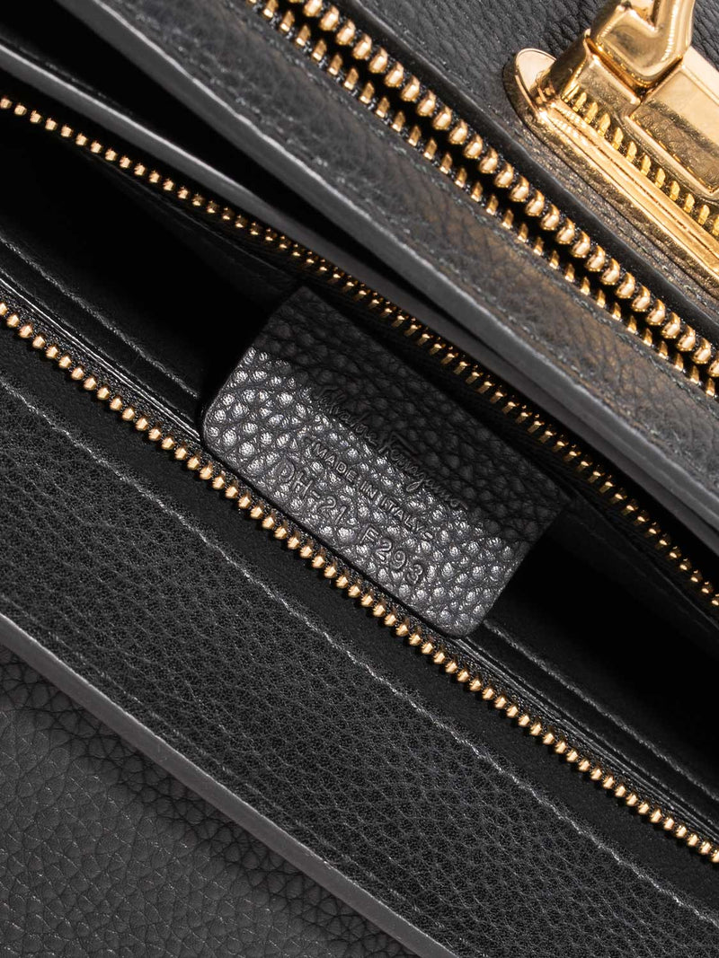 Salvatore Ferragamo Pebbled Leather Gancini Flap Bag Black-designer resale